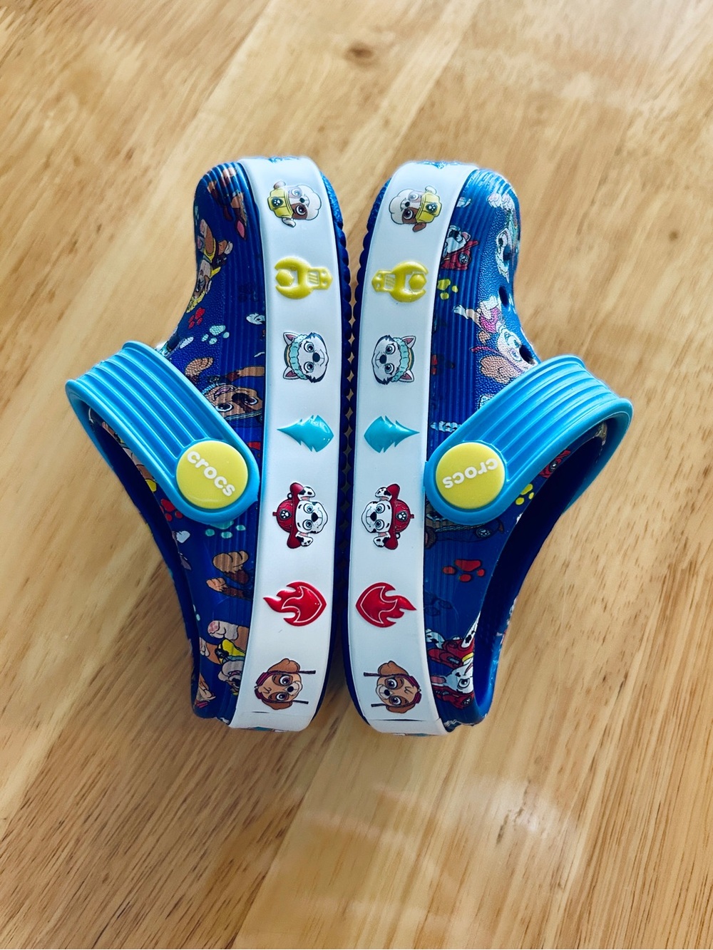 CROCS Paw Patrol C5 Kids Clogs Sandals - Picture 6 of 8